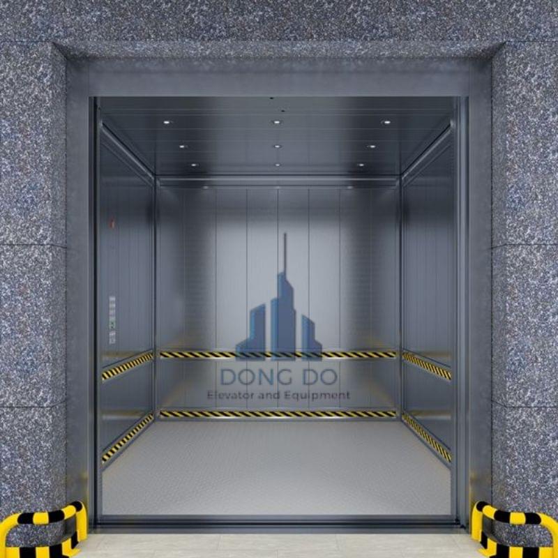 thang máy tải hàng 4500kg