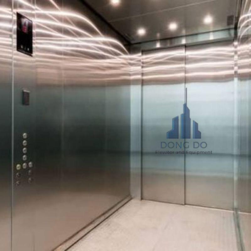 thang máy tải hàng 4500kg